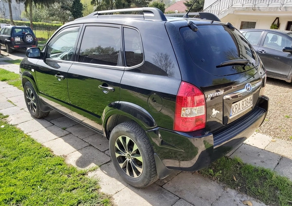 Hyundai Tucson cena 14100 przebieg: 198500, rok produkcji 2005 z Nekla małe 106